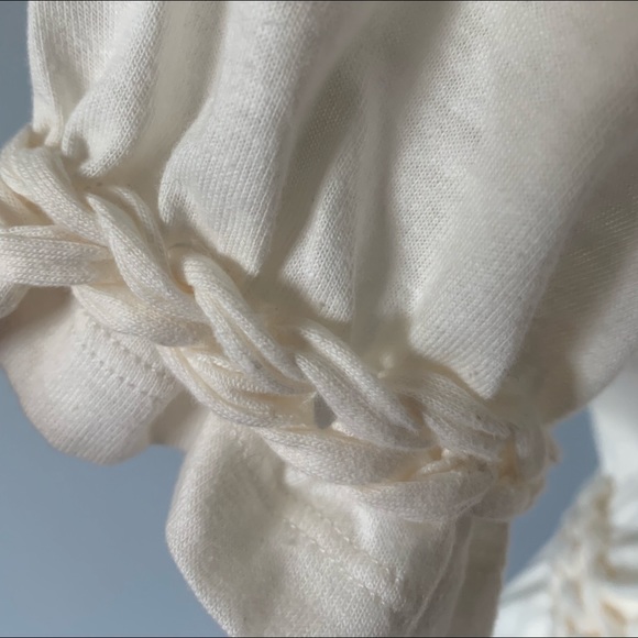 Women’s H&M creme short sleeve top(NWOT) - Picture 6 of 8